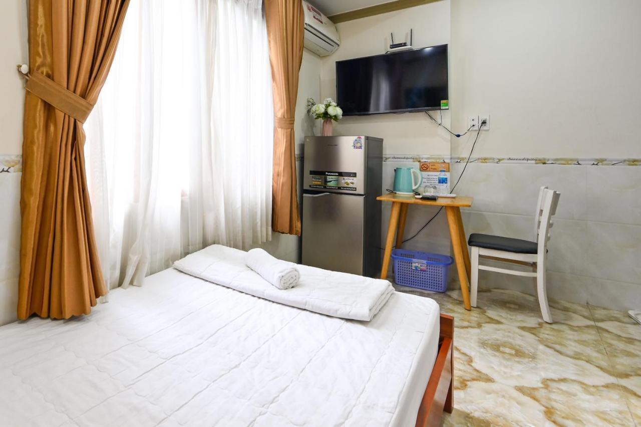 Huyen House Lägenhet Ho Chi Minh-staden Exteriör bild