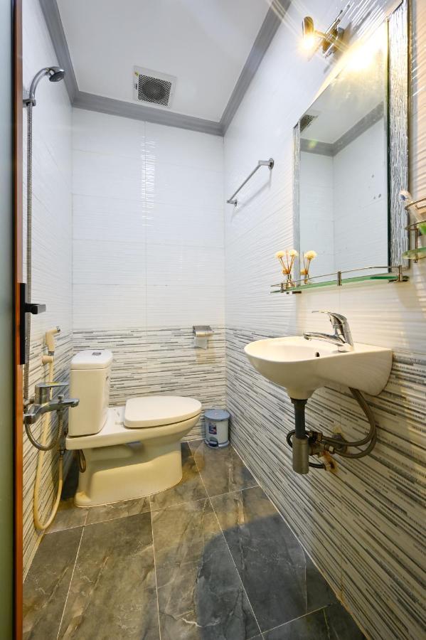 Huyen House Lägenhet Ho Chi Minh-staden Exteriör bild